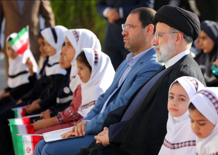 روایت صحرایی از ساماندهی نیروی انسانی، جذب و استخدام‌های آموزش‌وپرورش در دوران شهیدجمهور