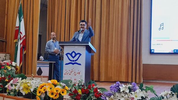برگزاری اختتامیه جشنواره نوجوان سالم و یاریگران زندگی در کانون شهید فهمیده کرج