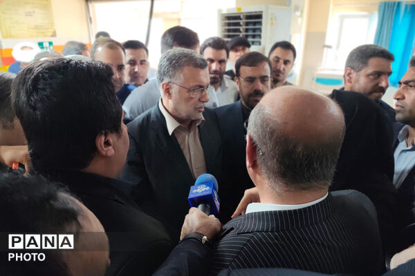 سفر وزیر بهداشت، درمان و آموزش پزشکی به کوه‌چنار فارس