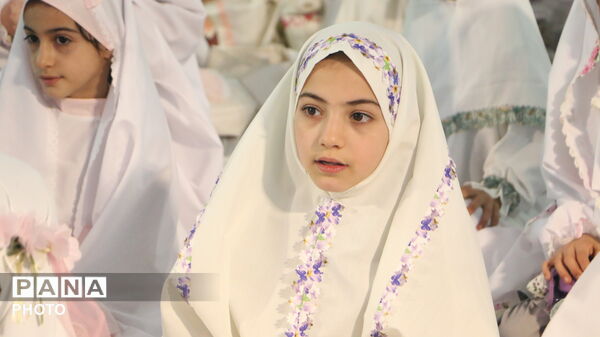 جشن تکلیف دختران؛ گامی معنوی در مسیر آرمان‌های تربیتی