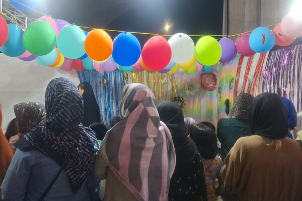 حال و هوای کافه شهدا در شب میلاد نبی اکرم(ص) و امام جعفر صادق (ع)