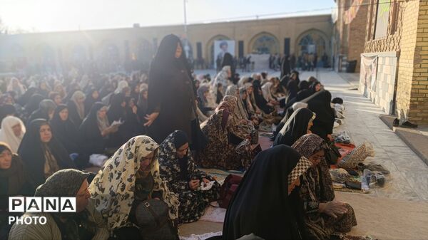 نماز عید بندگی در مسجد جامع نیشابور 