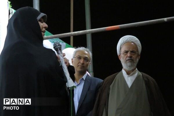 حضوری متفاوت در شبی به یادماندنی در سنگر خیابان
