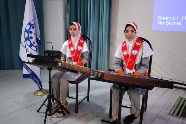 آیین بزرگداشت سالروز تأسیس سازمان دانش‌آموزی و سپاس مربی در کهریزک 