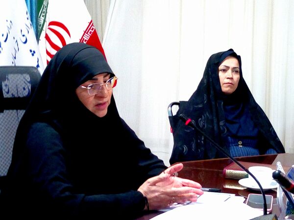 کارگروه دائمی  دختران نوجوان  شهرستان کاشمر 