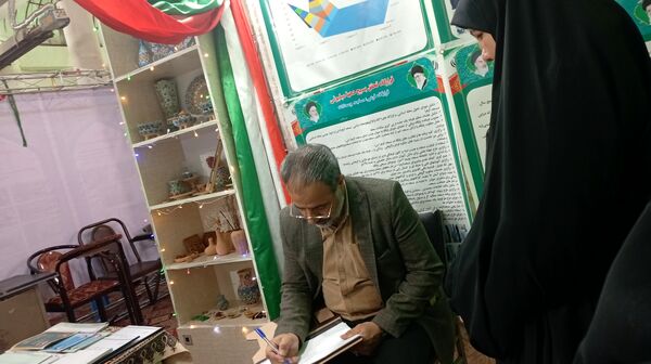  نمایشگاه و جشنواره انتخاب و معرفی پایگاه‌های اسوه در شهرکرد 