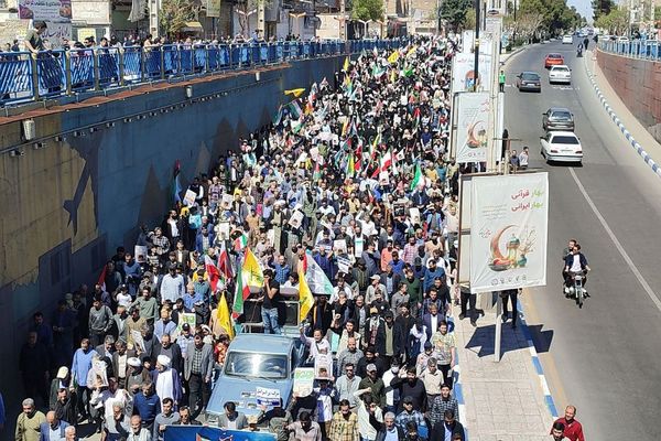 حضور باشکوه مردم رباط‌کریم در راهپیمایی روز قدس 