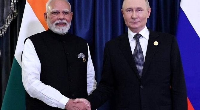 تأکید روسیه و هند بر ضرورت حل‌وفصل مسالمت‌آمیز برنامه هسته‌ای ایران