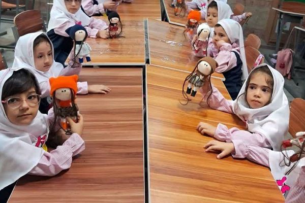 روز جهانی کودک در آموزشگاه میرداماد ناحیه دو شهرری 