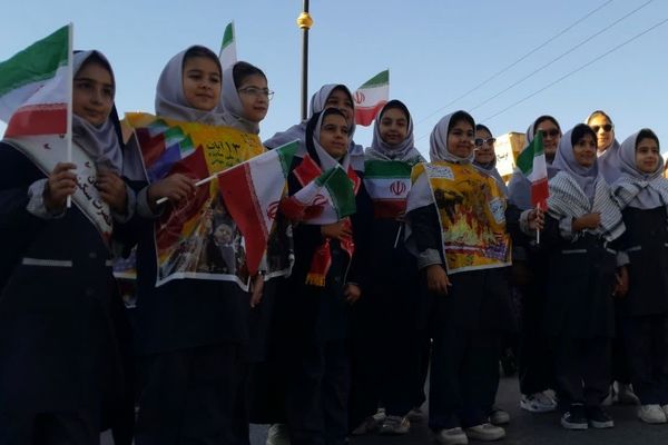 امروز صدای مرگ بر آمریکا در خیابان های شهر پیچید