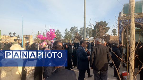 آیین چراغ برات در مزار شهیدان خلیل آباد