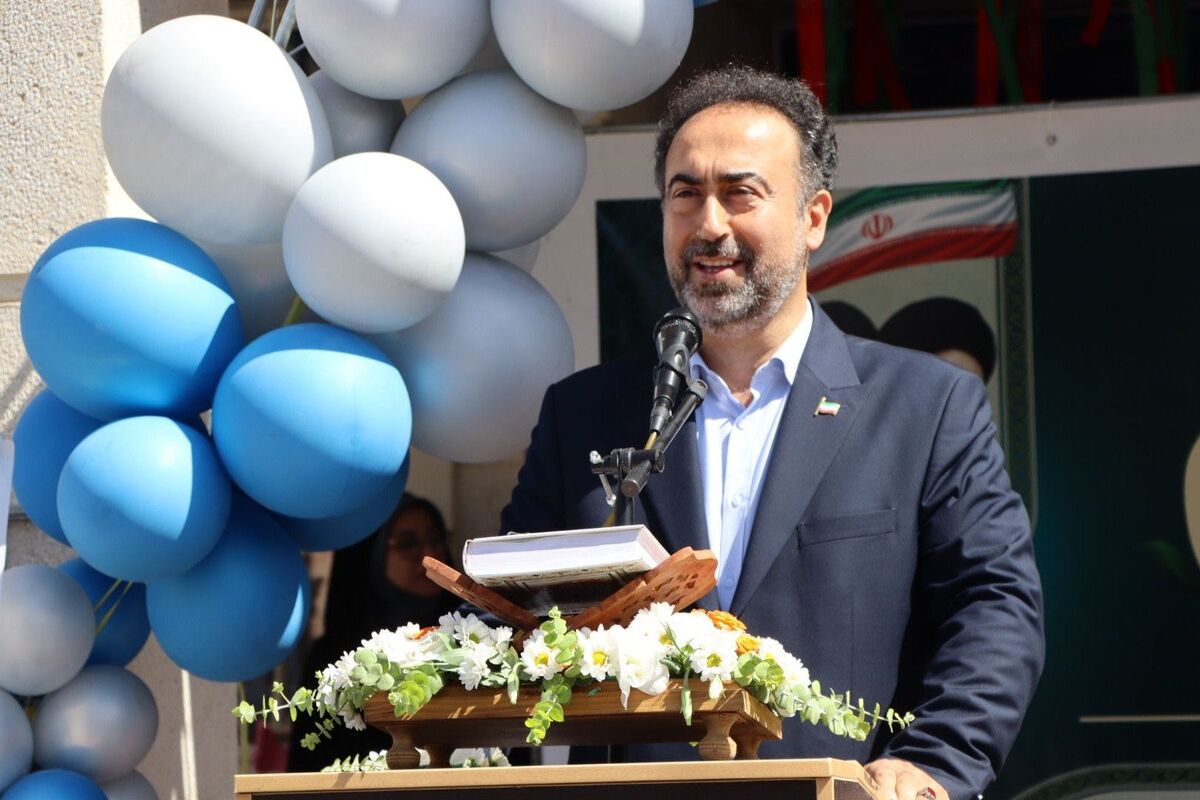 بیش از ۴۰ هزار دانش‌آموز وارد دوره متوسطه اول شدند