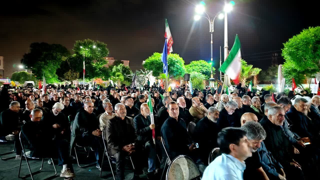حضور پرشور مردم شهر هشتگرد در صد و دهمین شب متوالی از شب‌های حماسه 