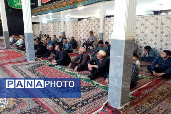 نماز جمعه در شهر تیتکانلو 