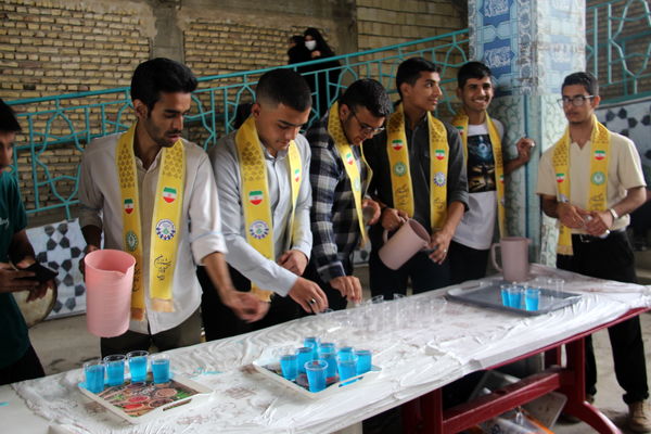 نماز جمعه شهرکرد با عطر حضور معلمان