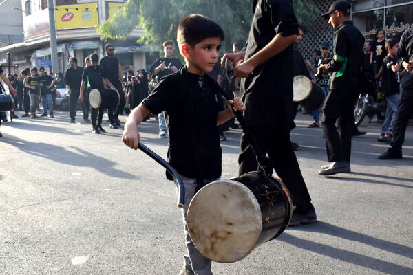 کاروان نمادین اسرای کربلا در قم-1