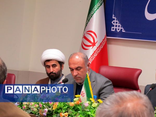 برگزاری جلسه ستاد دهه فجر استان