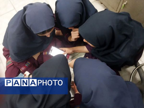 برگزاری لیگ پایا در دبیرستان عفت