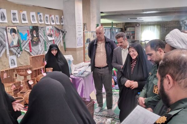 برگزاری جشنواره نمایشگاه اسوه پایگاه بسیج خواهران حضرت زینب(ع)
