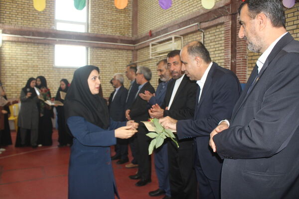 زنگ سپاس معلم در دبستان معینی بوشهر