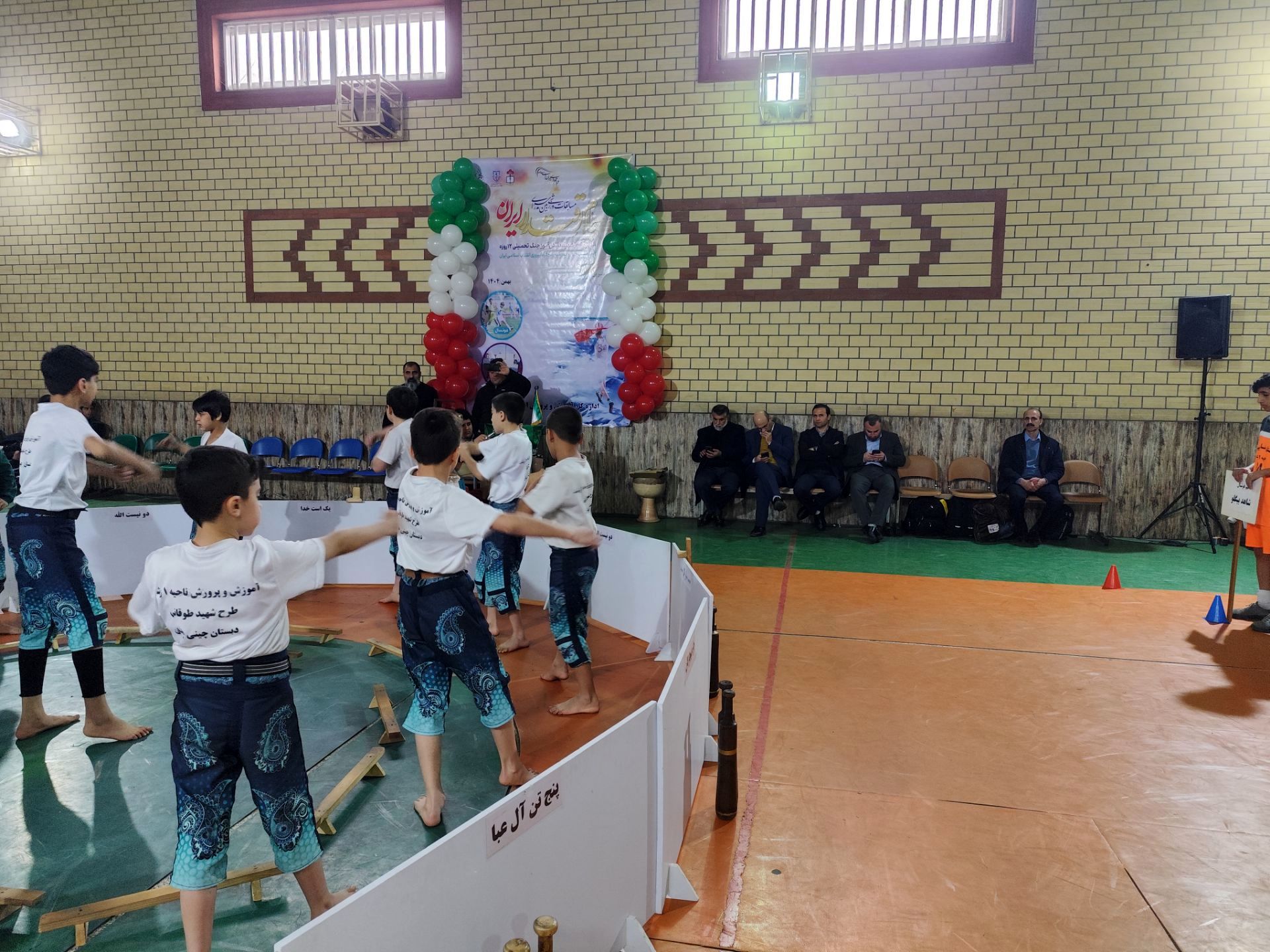 نمایش اقتدار در مدرسه میثم رشت