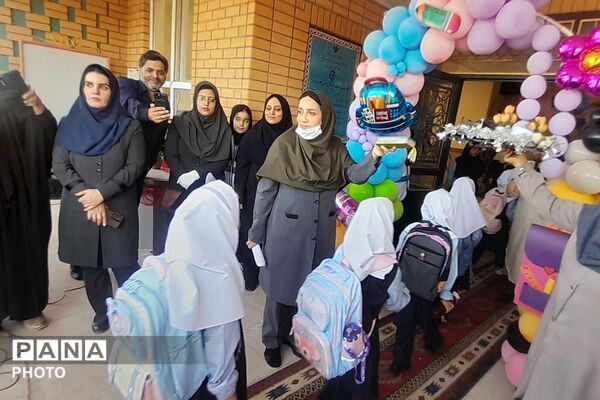 جشن باشکوه سال تحصیلی  1405-1406 در مدرسه محدثه شاهد 