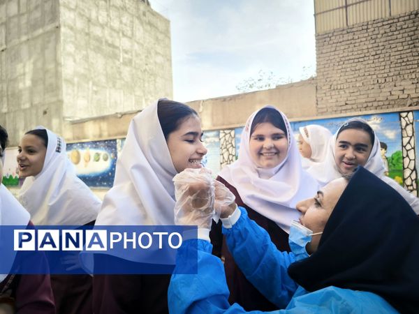 وارنیش فلوراید در دبستان شطیطه2