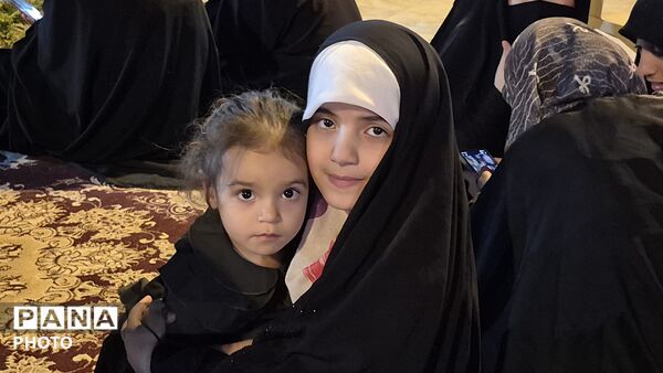 برپایی ایستگاه نقاشی در موکب سازمان دانش‌آموزی
