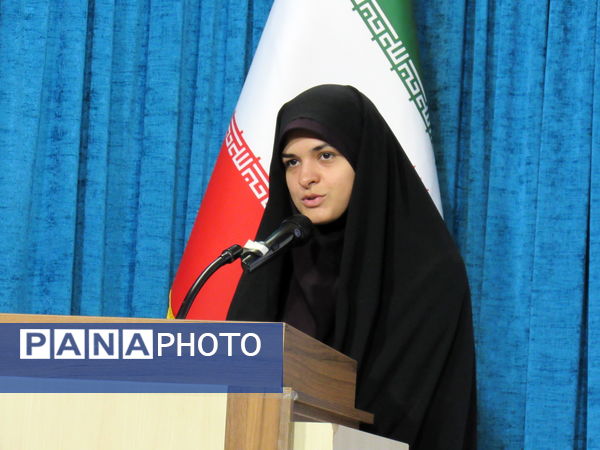 برگزاری آیین رونمایی از آثار تجربه‌نگاری جبهه فرهنگی انقلاب اسلامی کردستان و افتتاح مرکز «میدا»