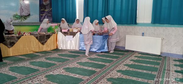 برپایی غرفه‌های دانش‌آموزی با هدف آشنایی با خرید فروش 