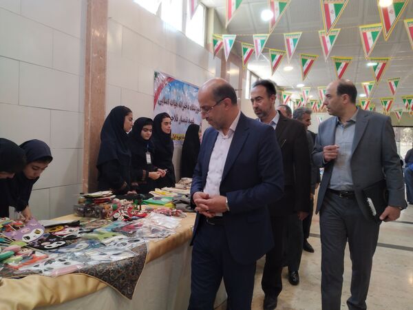 نشست معاون متوسطه وزارت آموزش و پرورش با مدیران مدارس متوسطه استان البرز 