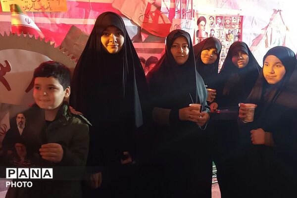 هجدهمین‌ شب اجتماع سراسری مردم شهرستان قرچک
