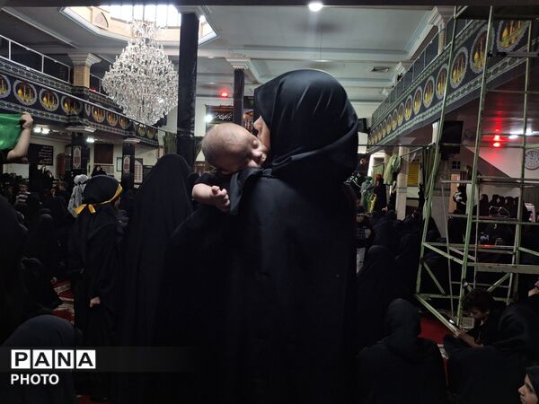 مراسم شیرخوارگان حسینی در مسجد موسی بن جعفر توس ۷۹ 