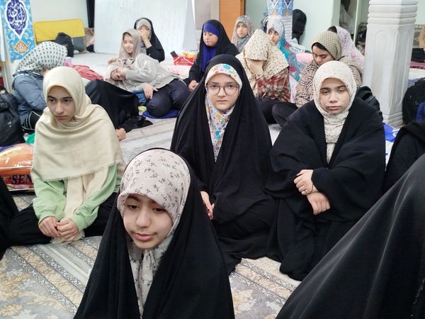 حضور پرشور نوجوانان در اعتکاف دانش‌آموزی مسجد امام سجاد(ع)