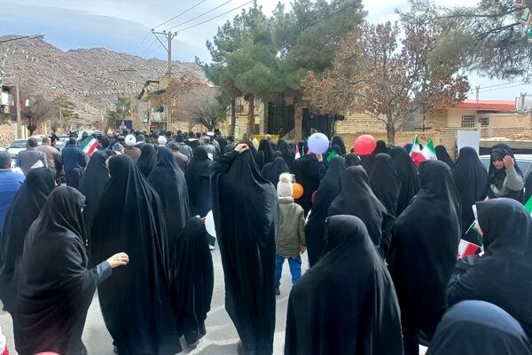حضور گسترده مردم نیر در راهپیمایی ۲۲ بهمن