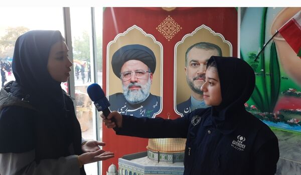 رای‌گیری شورای دانش‌آموزی در دبیرستان فرهنگیان ناحیه ۷ مشهد 