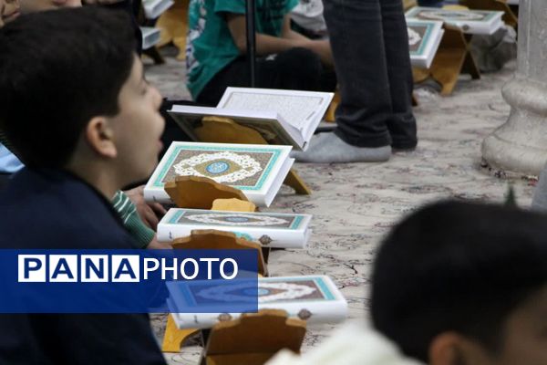 میزبانی امامشهری‌ها از قاری نوجوان کشوری در محفل قرآنی مسجد امام رضا (ع)