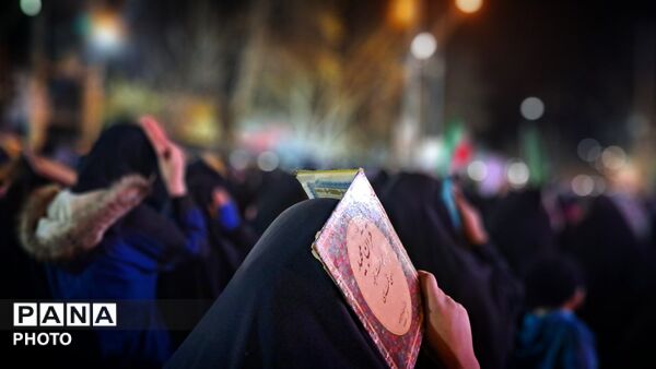 مردم گالیکش شب قدر را در خیابان ماندند