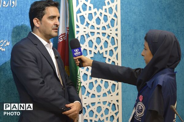 آیین تجلیل از نخبگان پرورشی در بهارستان‌دو