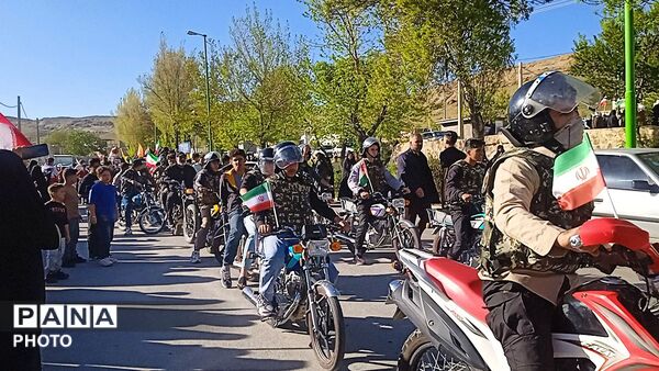 کیار یکپارچه جان فدا برای ایران در رژه اقتدار