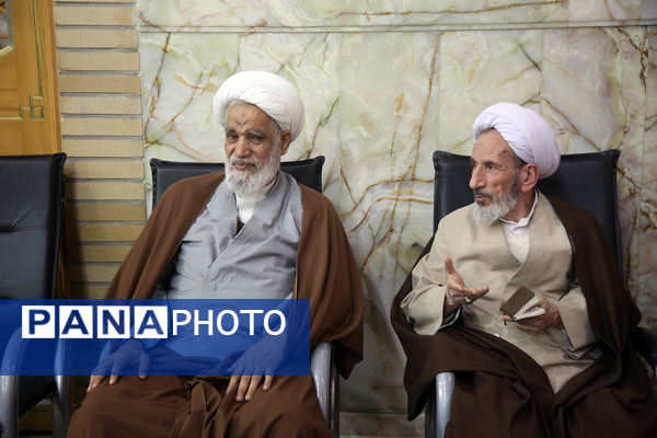 مراسم بزرگداشت شهدای اغتشاشات دیماه در قم