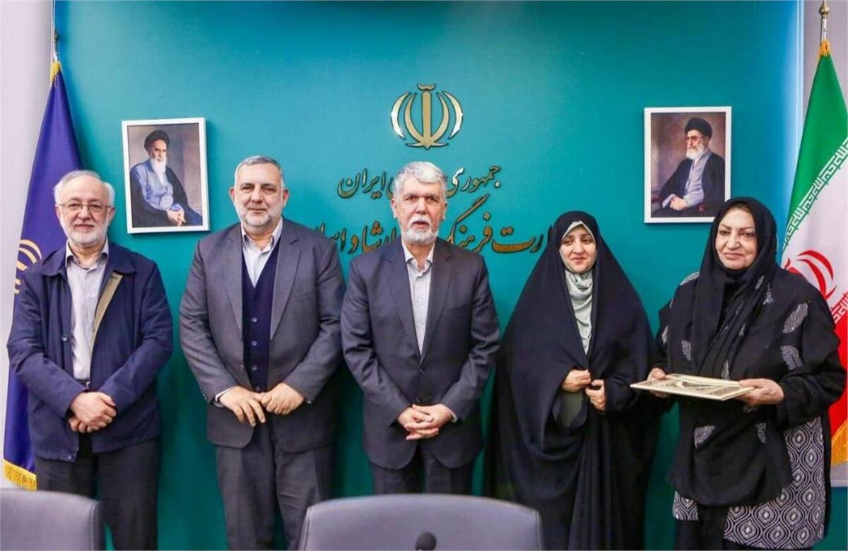 صالحی: «وطن‌نگاری» به ماندگاری ایران عزیز کمک خواهد کرد