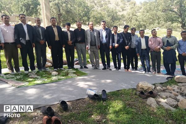 جشن متفاوت روز معلم در قلعه رئیسی 