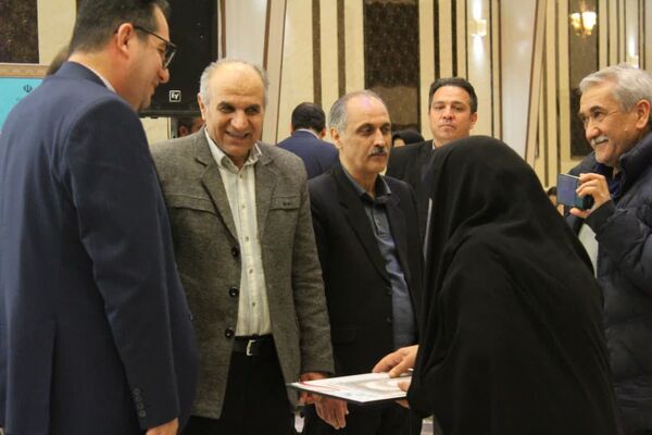  تکریم بازنشستگان در تالار مهستان شهرستان سملقان