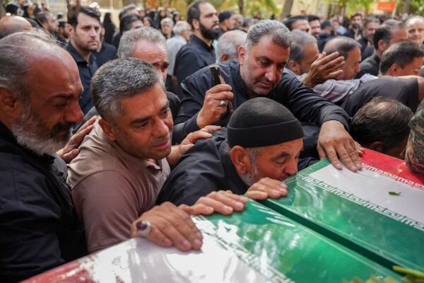 تشییع با شکوه شهدای مقاومت در دارالمؤمنین کاشان