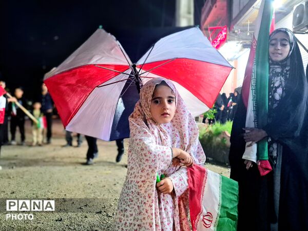 نمایش اقتدار مردم عنبرآباد در آخرین چهارشنبه سال