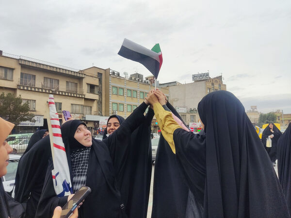 راهپیمایی 13 آبان در قم
