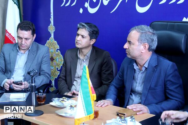 هم‌اندیشی مدیران مدارس و تشکل‌های دانش‌آموزی بجنورد