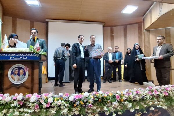 تجلیل از مقام‌آوران جشنواره تجارب برتر تربیتی 