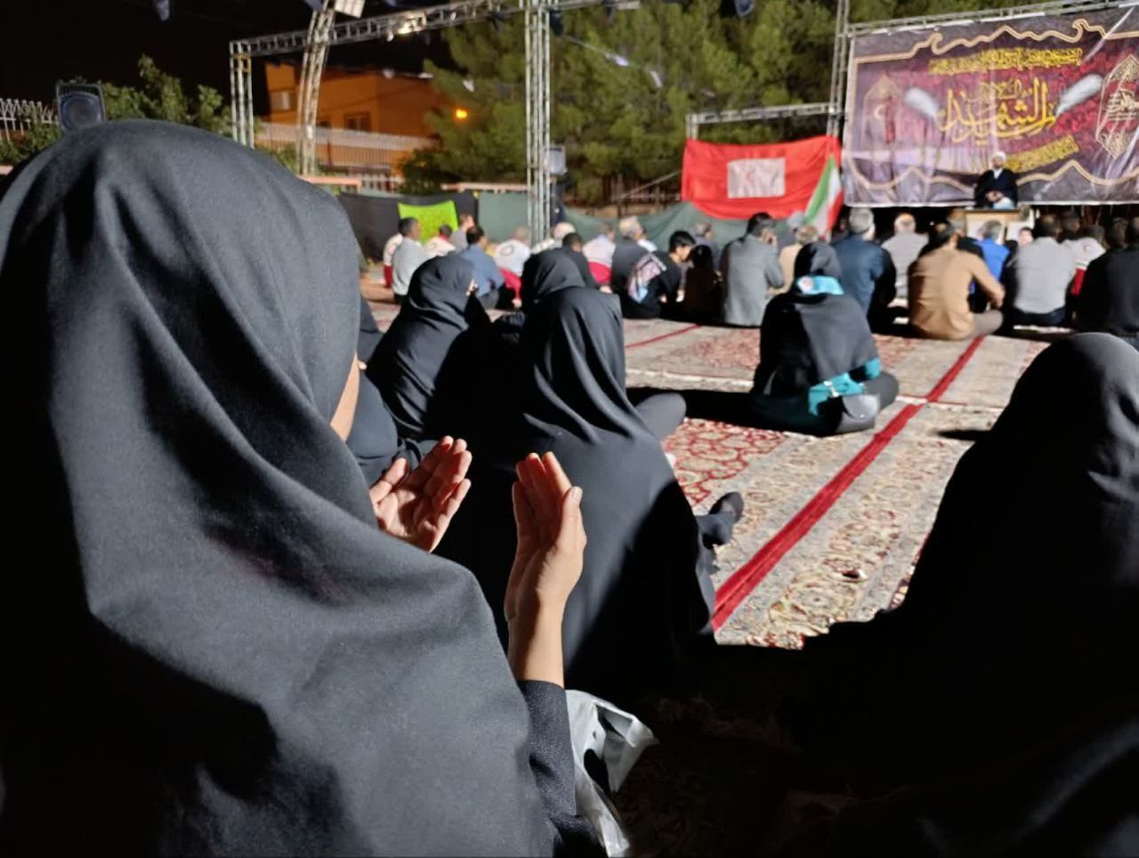 جوانان هلال احمر کاشمر در سوگ رقیه (س)